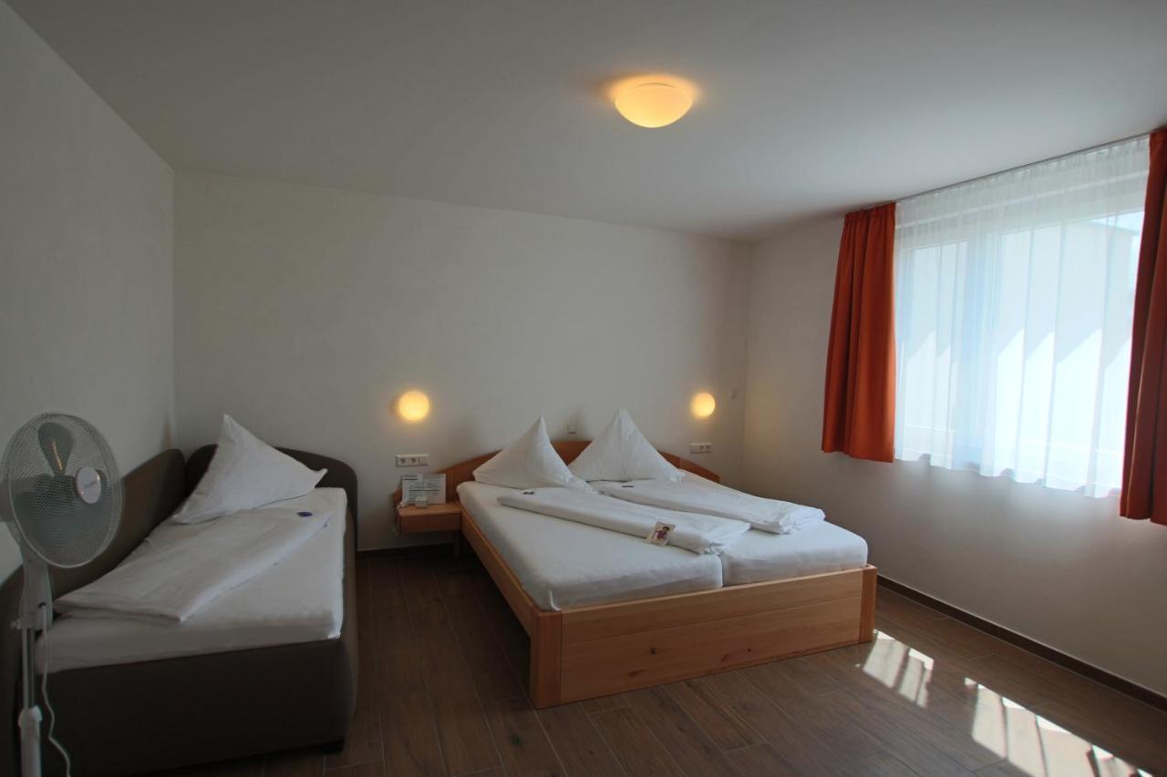 Hotel Sunnegaessle Rust Εξωτερικό φωτογραφία